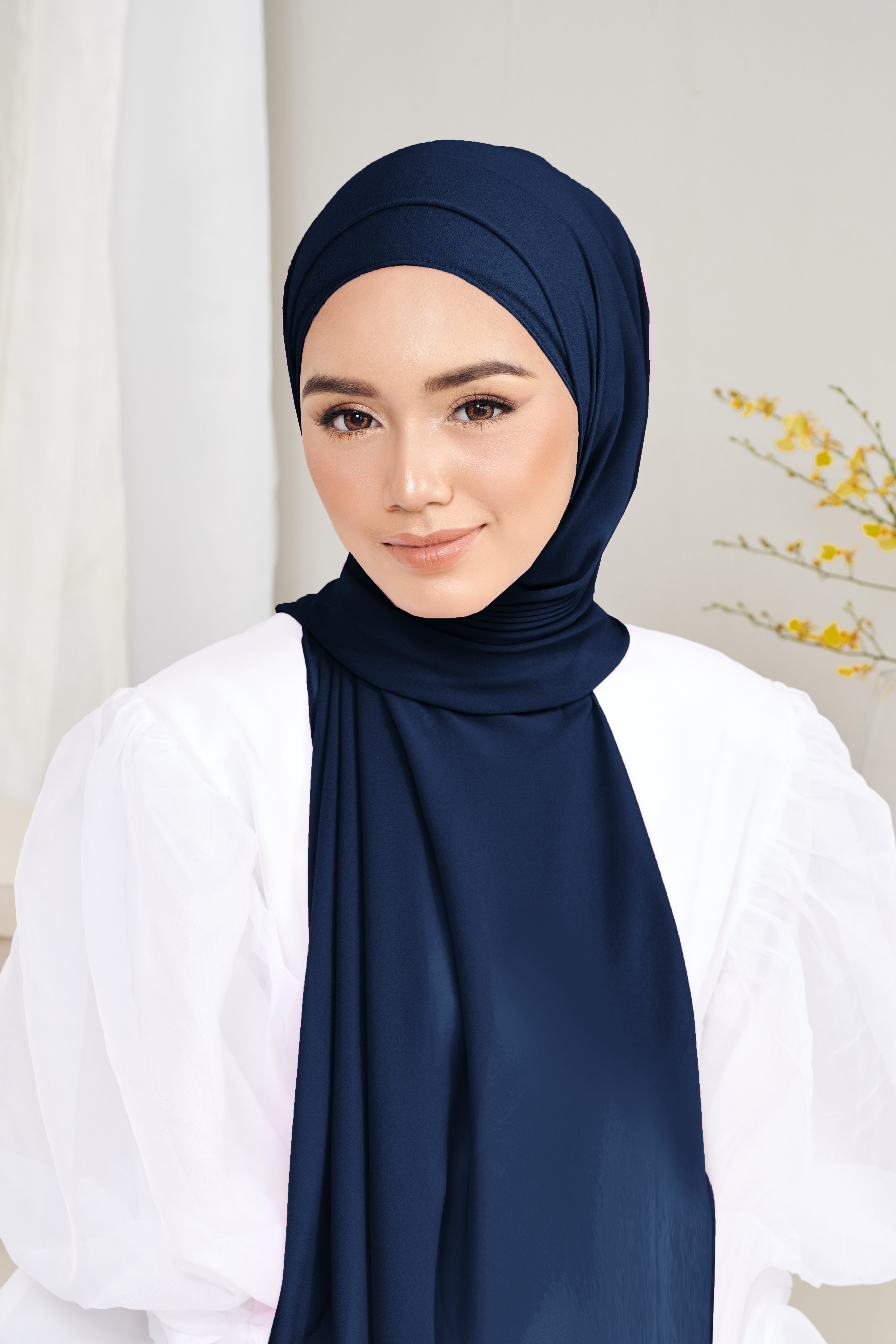 Long Shawl Nadra Luxe - 24 Estate Blue main image 1